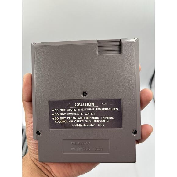 Nintendo NES Tecmo Bowl Game with Manual & Sleeve - Picture 4 of 7